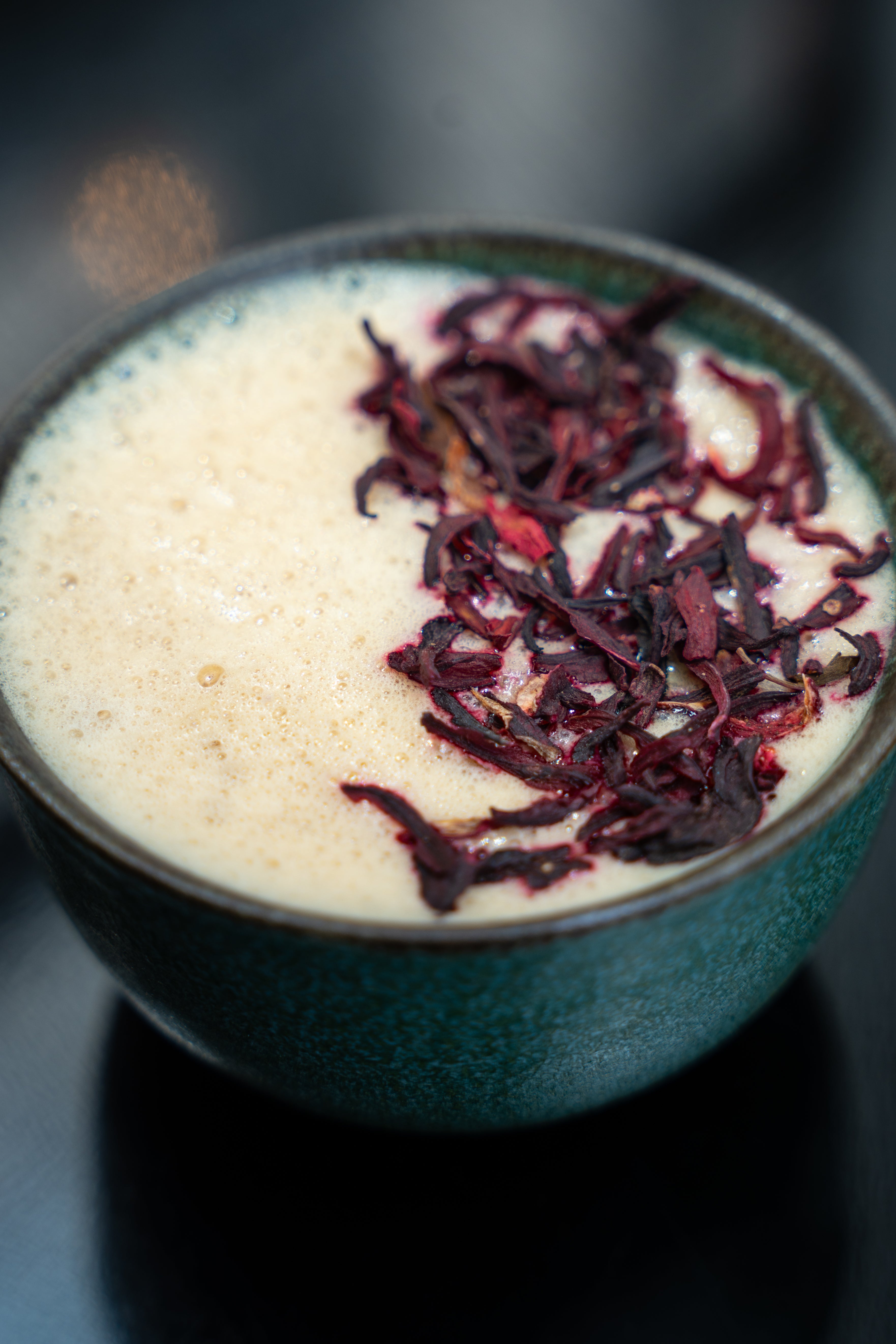 Oat Purple Rose Latte