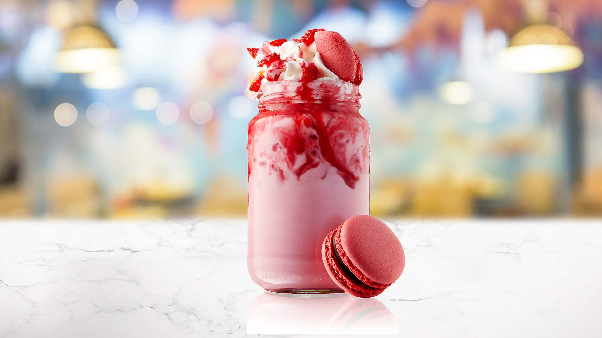 Sea Salt Caramel & Berry Macaroon Frappe