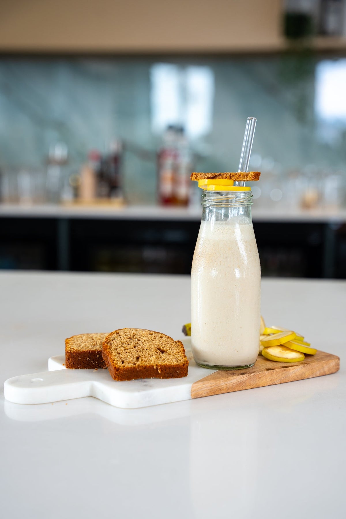 Gingerbread, Banana & Peanut Butter Smoothie