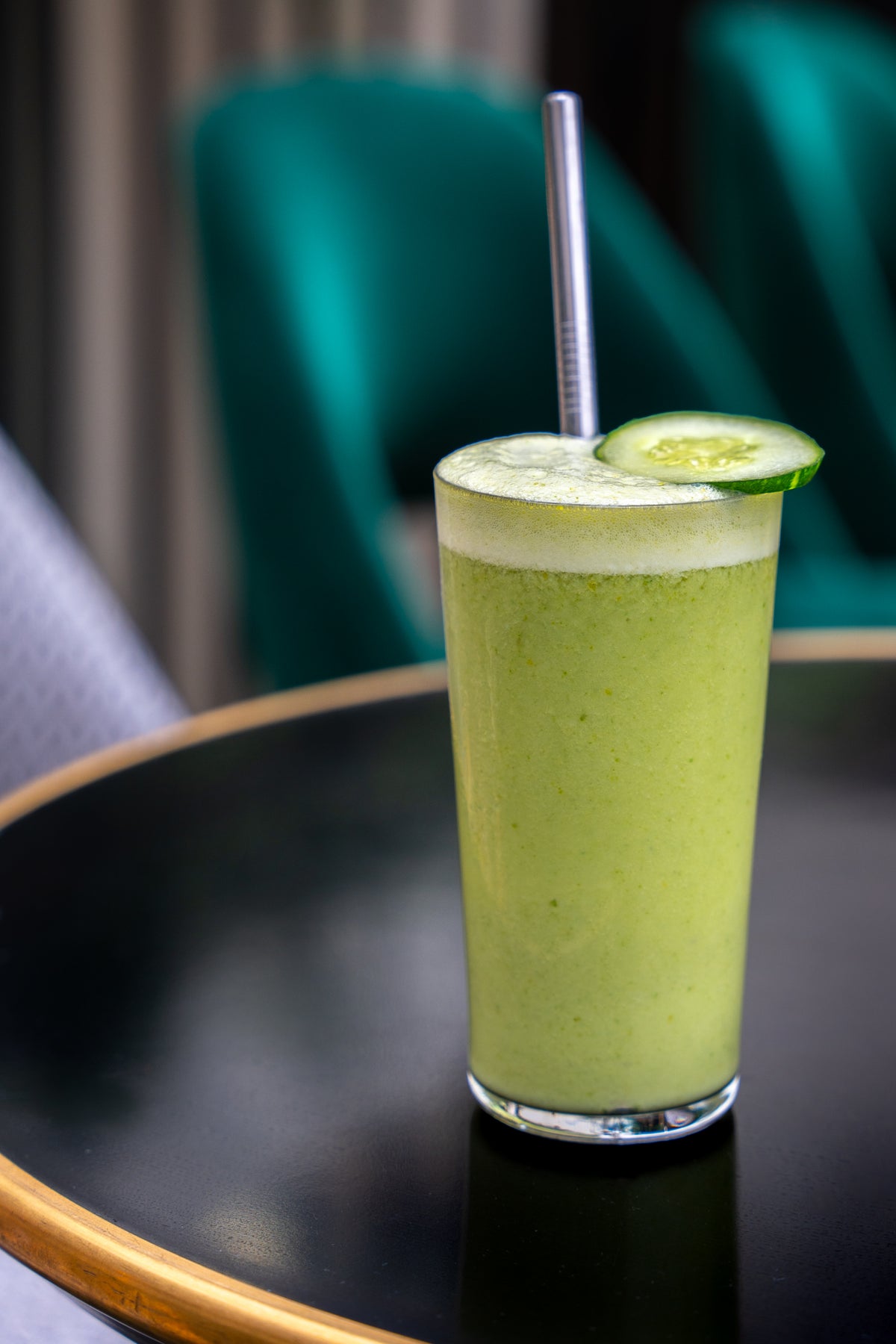 Pear Cucumber & Kale Smoothie