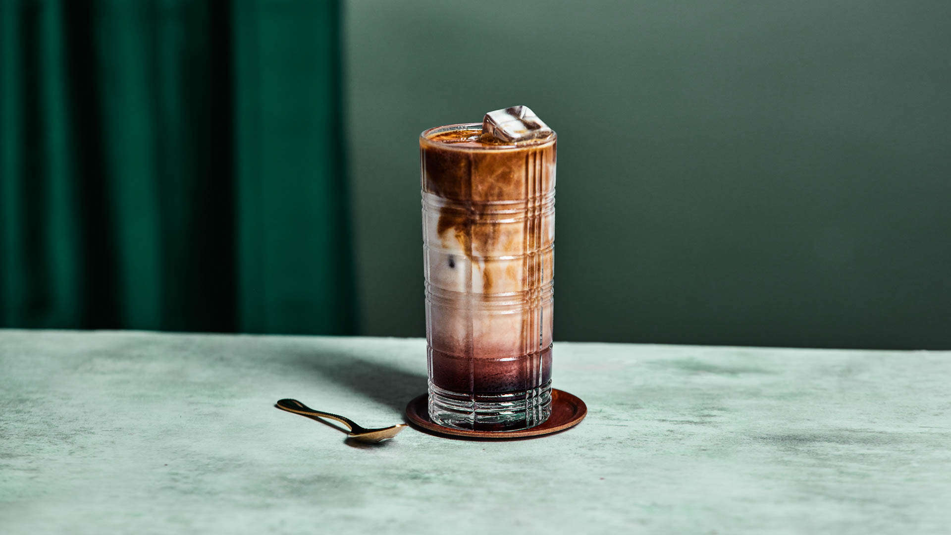 Dazzleberry Iced Latte